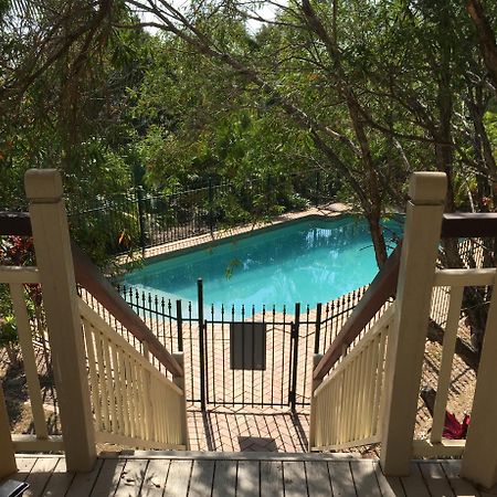 Tranquil Garden Hideaway Apartment Ormeau Bagian luar foto