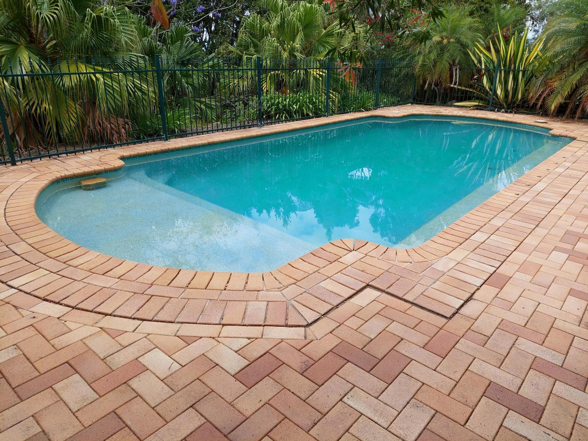 Tranquil Garden Hideaway Apartment Ormeau Bagian luar foto