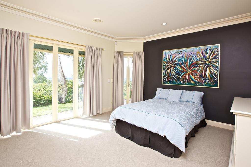 Tranquil Garden Hideaway Apartment Ormeau Bagian luar foto